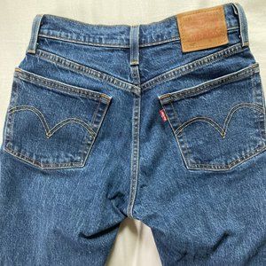 Levi's 501 Jean dark wash